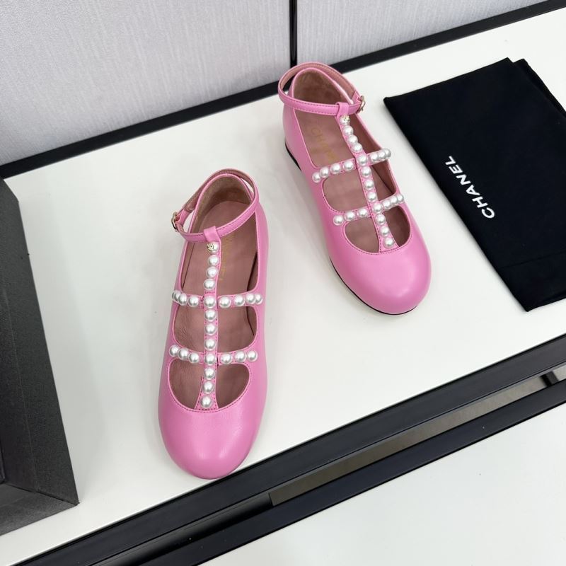 Chanel Low Shoes